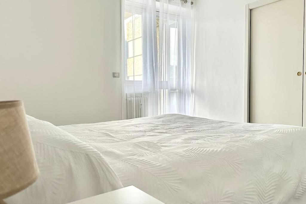 Luxury Apartment With View Como Bagian luar foto