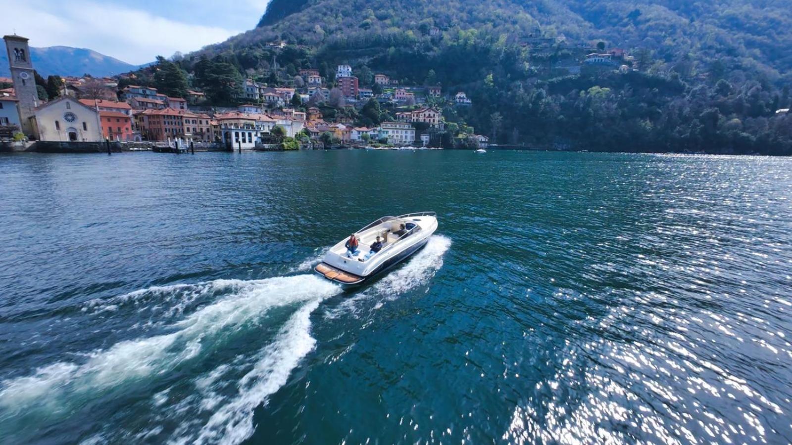 Luxury Apartment With View Como Bagian luar foto
